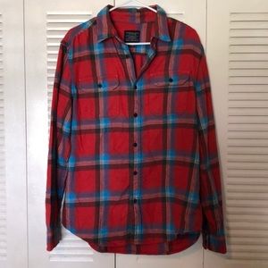 American Eagle button up plaid long sleeve shirt